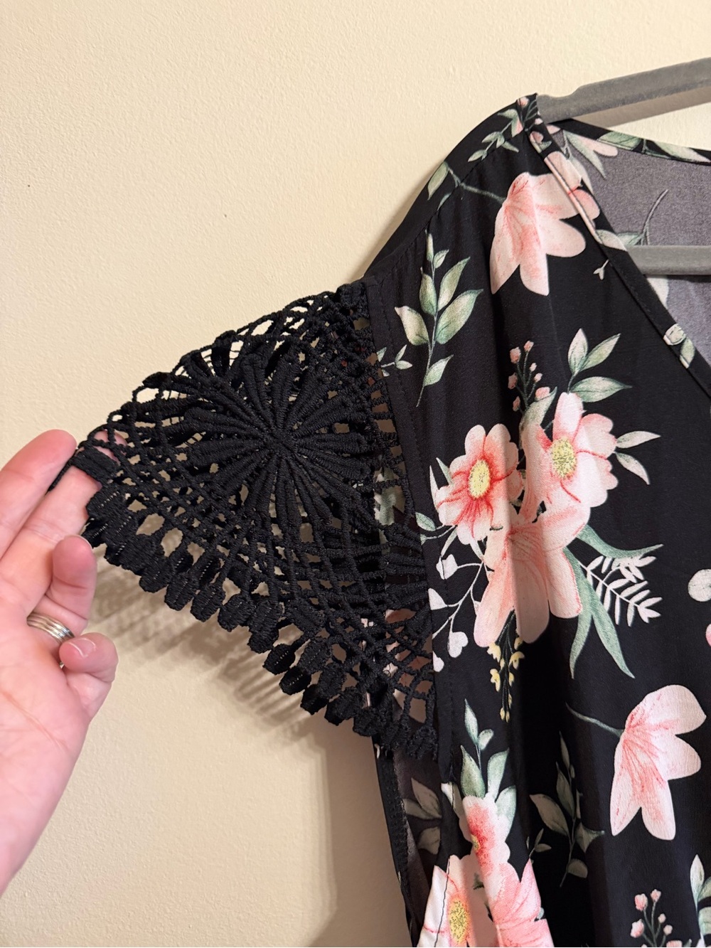 NWT BLOOM CHIC Black Floral maxi dress with Pink Blossoms women’s plus size 26 - Picture 2 of 9